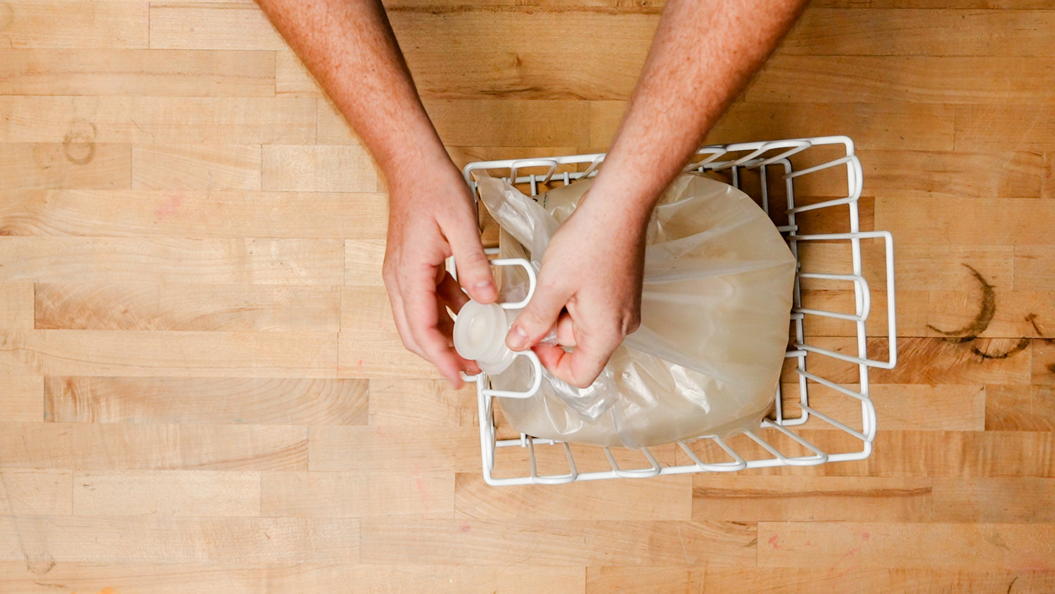 Ice Cream Mix Wire Basket (2.5 gallon)