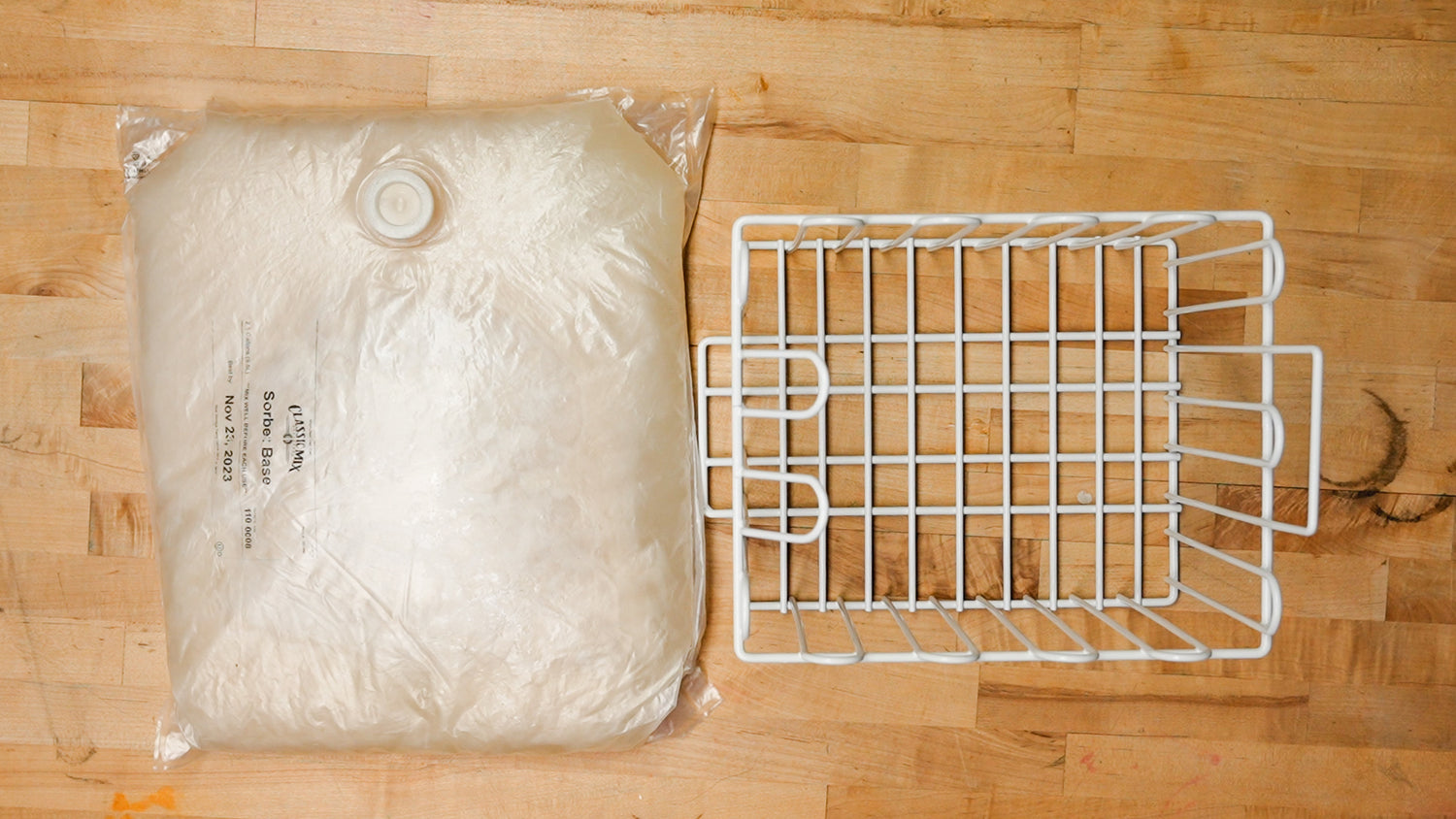 Ice Cream Mix Wire Basket (2.5 gallon)