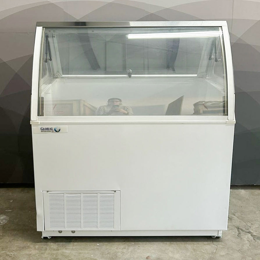 DEMO - Global CKDC47V-Wide VisiDipper - Wide Curved Front Dipping Cabinet- "8 Dip"