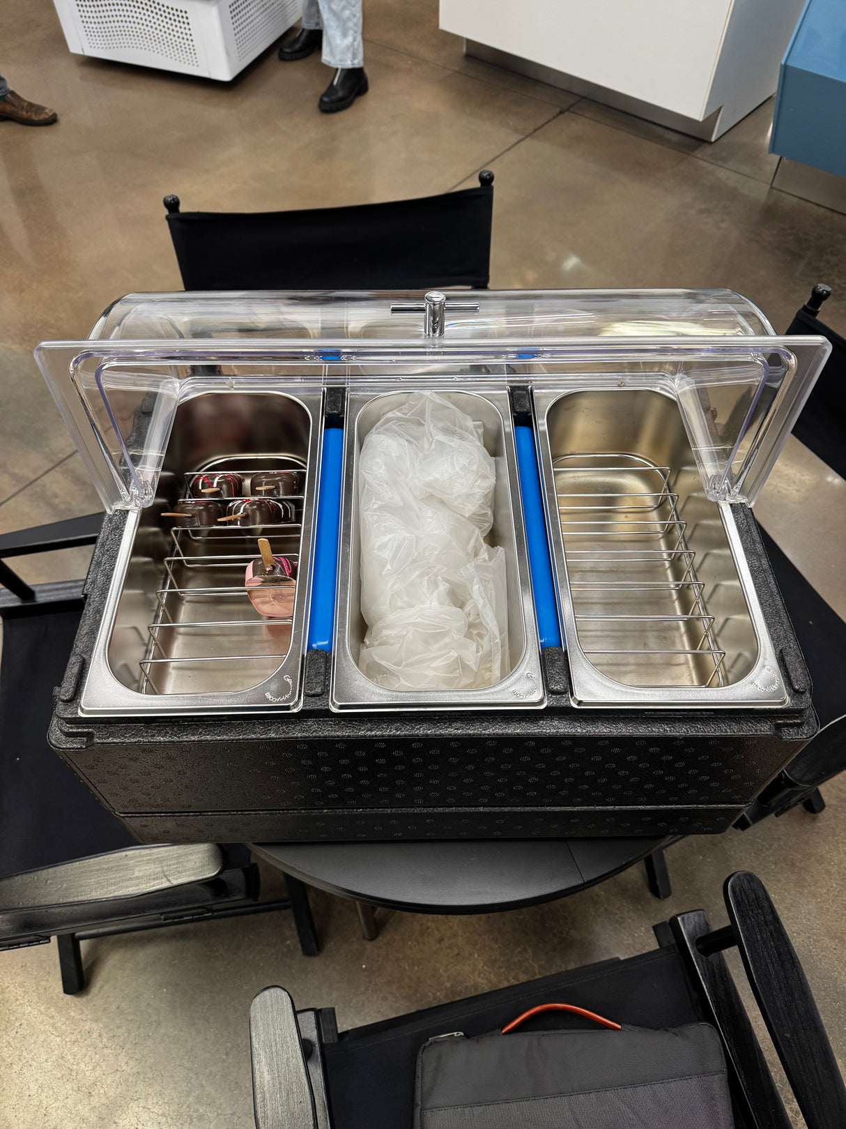 Gelato Cooler & Carrier for 3-5L Pans with 2 FB Plates (with Rolling Cover)